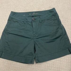 Size 2 green shorts 5”